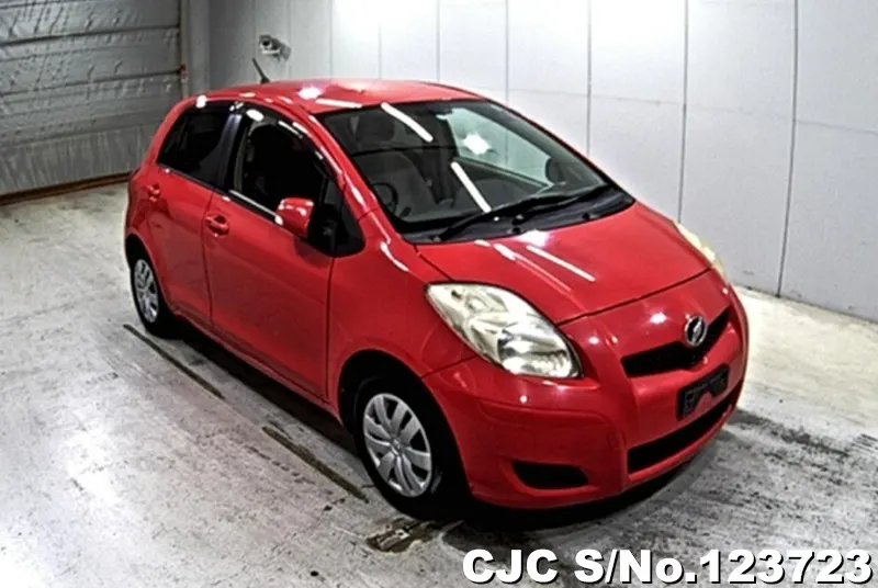 2009 Toyota / Vitz Stock No. 123723