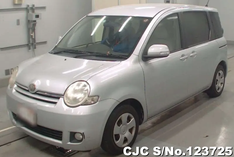 2008 Toyota / Sienta Stock No. 123725