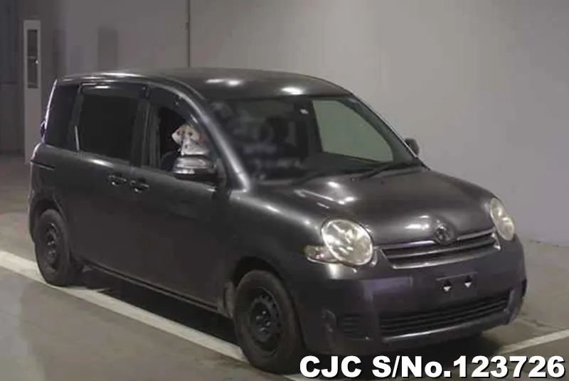 2009 Toyota / Sienta Stock No. 123726