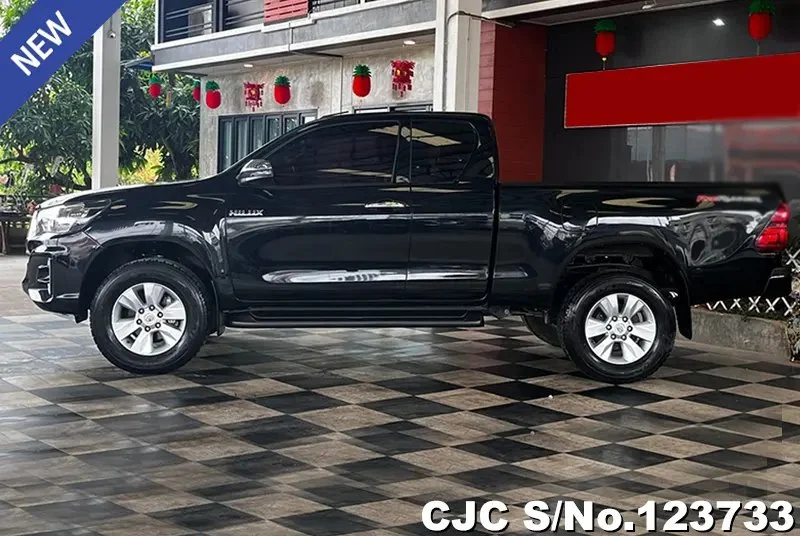 2018 Toyota / Hilux / Revo Stock No. 123733