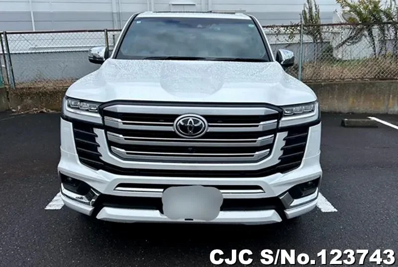 2024 Toyota / Land Cruiser Stock No. 123743