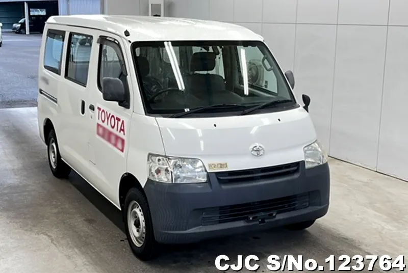 2015 Toyota / Townace Stock No. 123764