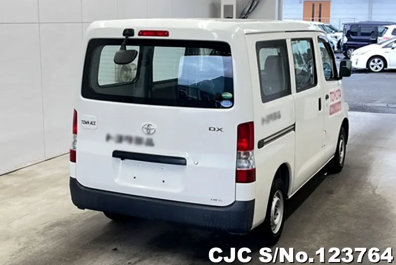 2015 Toyota / Townace Stock No. 123764