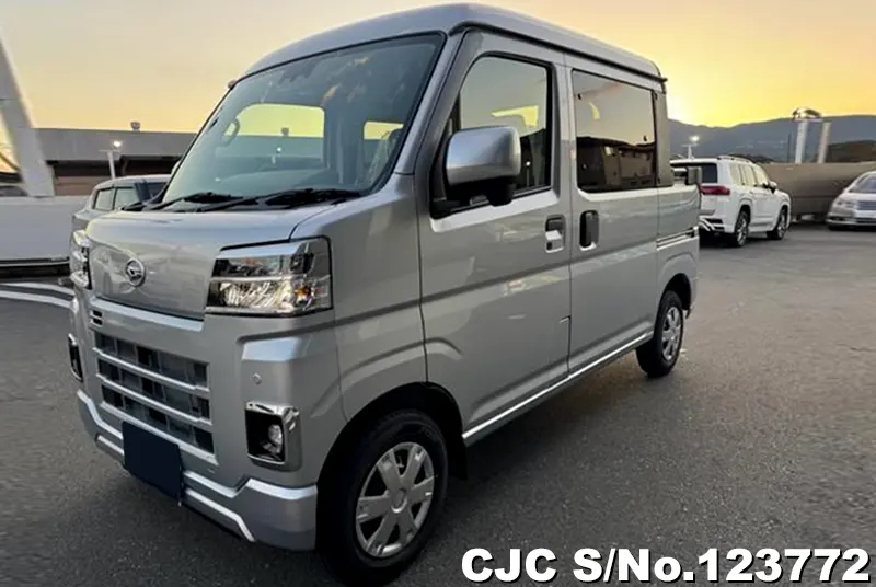 2024 Daihatsu / Hijet Stock No. 123772