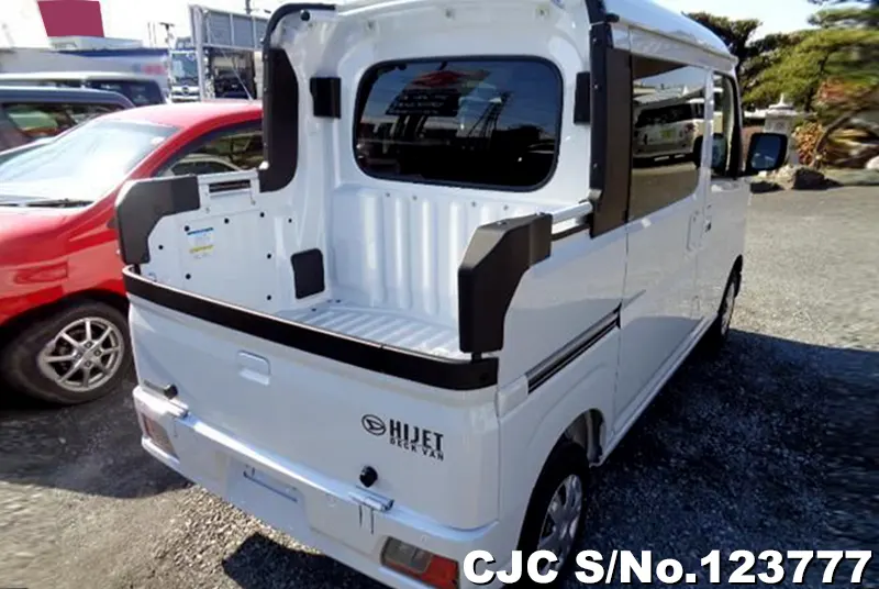 2023 Daihatsu / Hijet Stock No. 123777