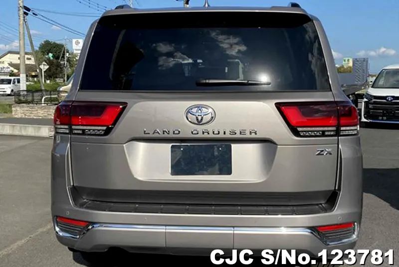 2023 Toyota / Land Cruiser Stock No. 123781