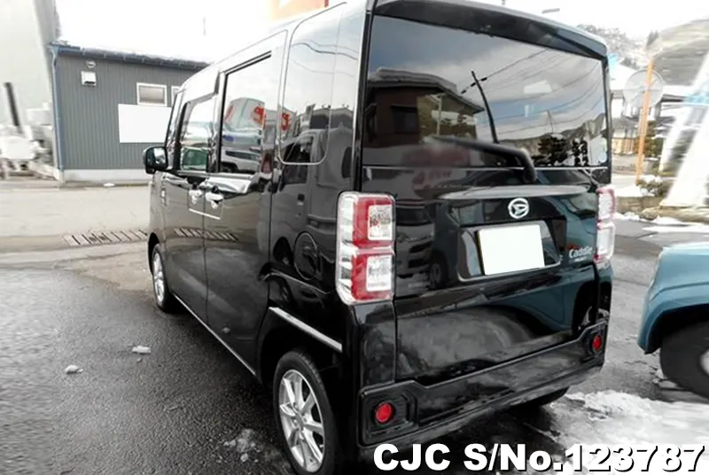 2019 Daihatsu / Hijet Stock No. 123787