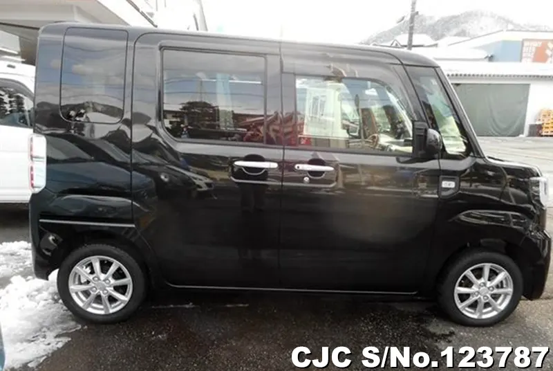 2019 Daihatsu / Hijet Stock No. 123787