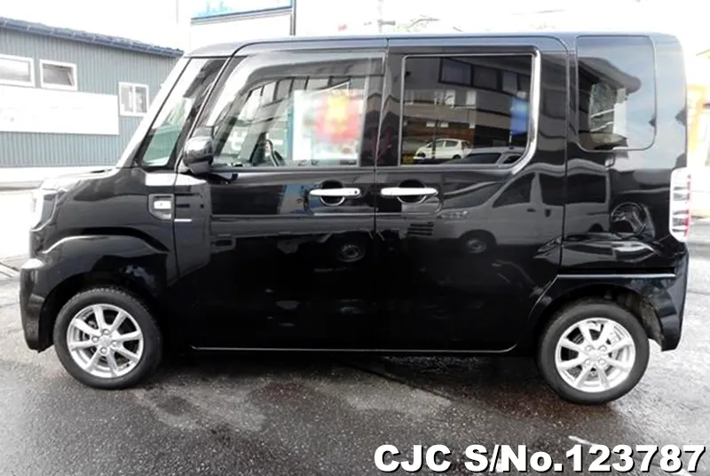 2019 Daihatsu / Hijet Stock No. 123787