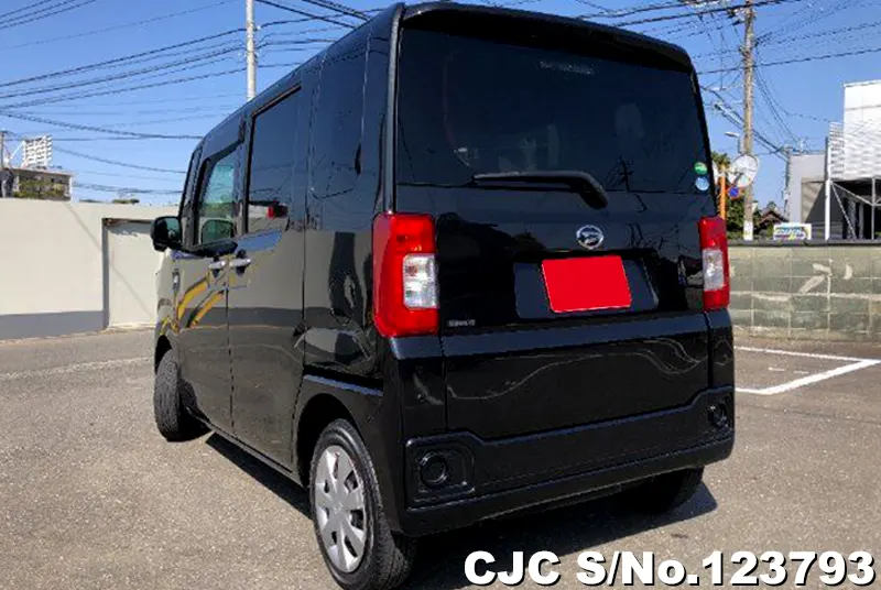 2017 Daihatsu / Hijet Stock No. 123793