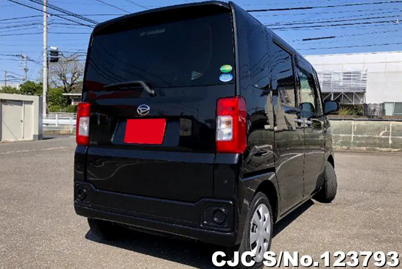 2017 Daihatsu / Hijet Stock No. 123793