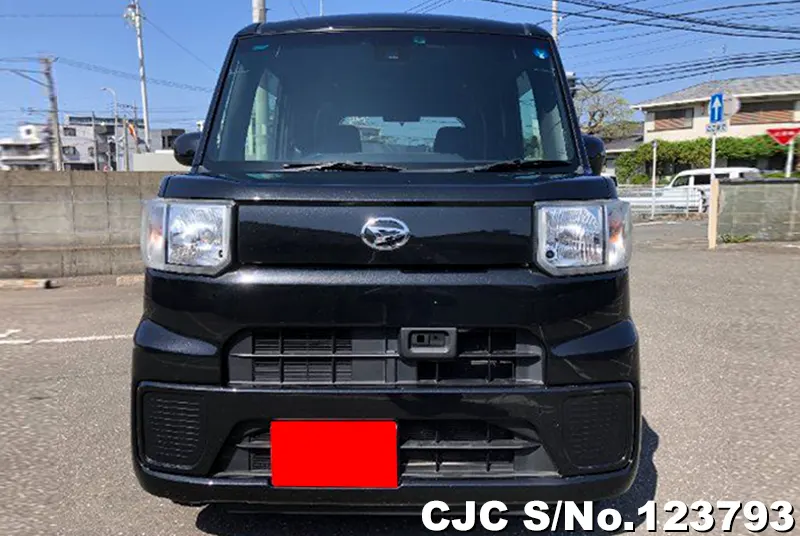 2017 Daihatsu / Hijet Stock No. 123793