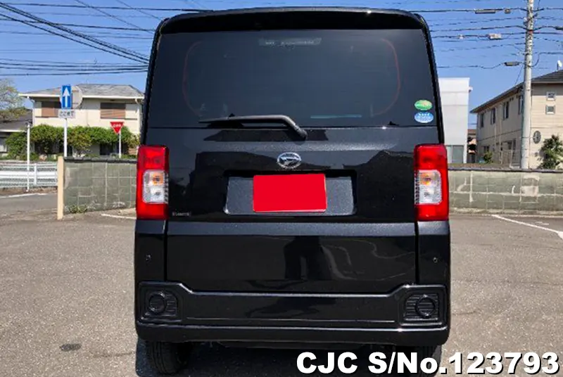 2017 Daihatsu / Hijet Stock No. 123793