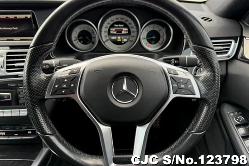 2016 Mercedes Benz / E Class Stock No. 123798