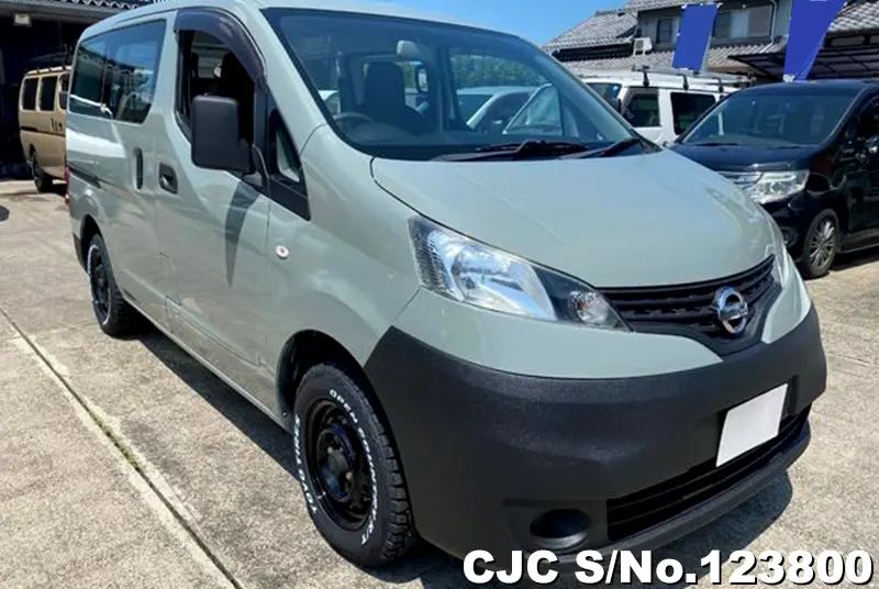 2000 Nissan / NV200 Stock No. 123800