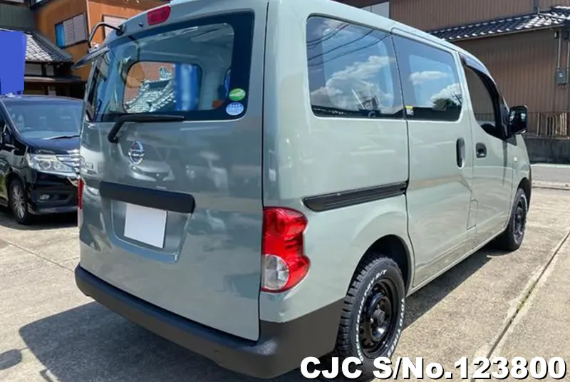 2000 Nissan / NV200 Stock No. 123800