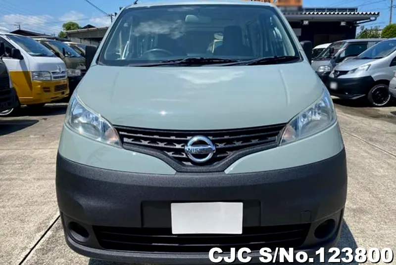 2000 Nissan / NV200 Stock No. 123800