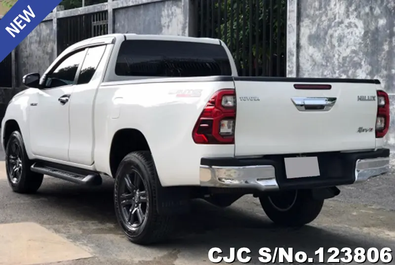 2022 Toyota / Hilux / Revo Stock No. 123806