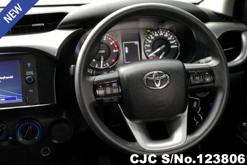 2022 Toyota / Hilux / Revo Stock No. 123806