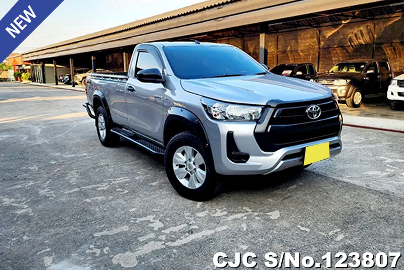 2020 Toyota / Hilux / Revo Stock No. 123807