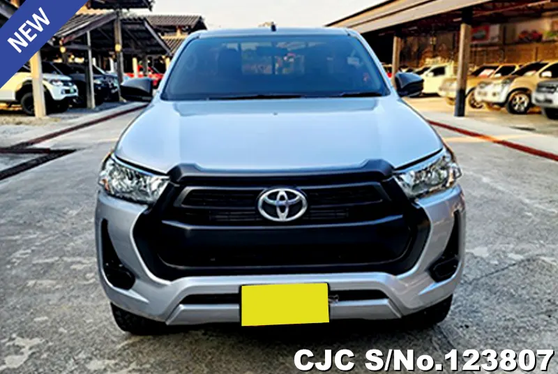 2020 Toyota / Hilux / Revo Stock No. 123807