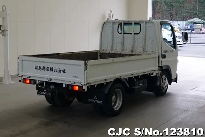 2004 Mitsubishi / Canter Stock No. 123810