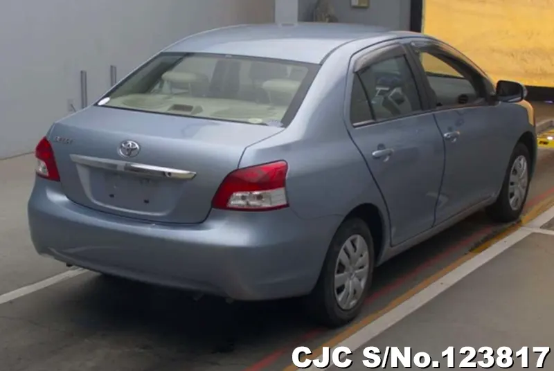 2010 Toyota / Belta Stock No. 123817