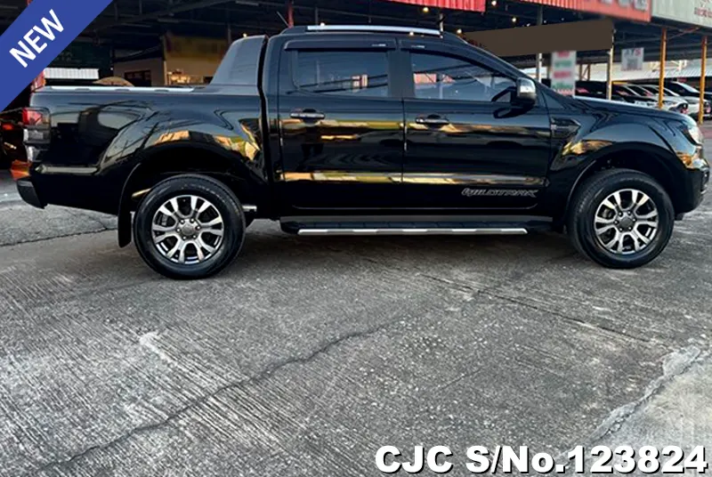 Ford Ranger in Black for Sale Image 6