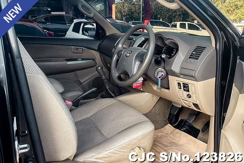 2012 Toyota / Hilux / Vigo Stock No. 123826