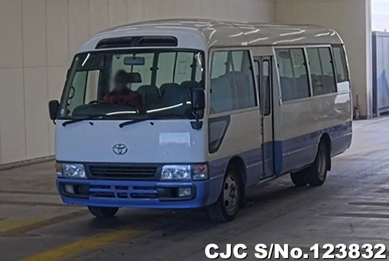 2004 Toyota / Coaster Stock No. 123832