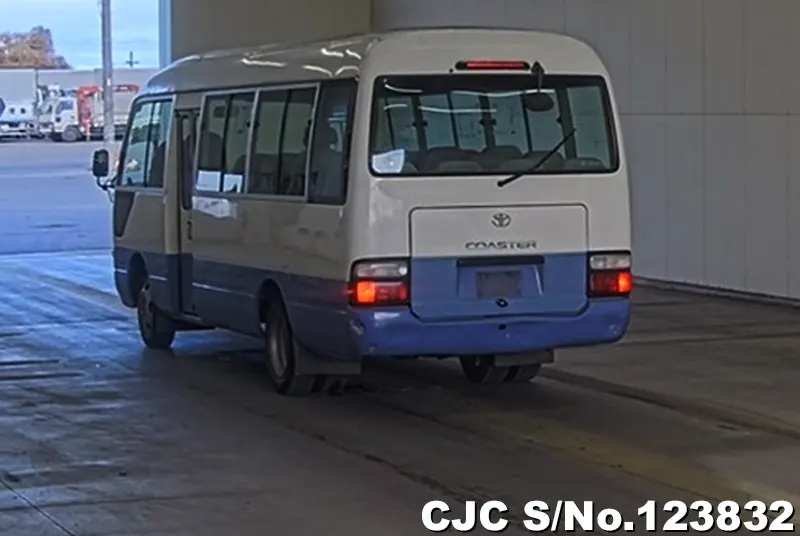 2004 Toyota / Coaster Stock No. 123832