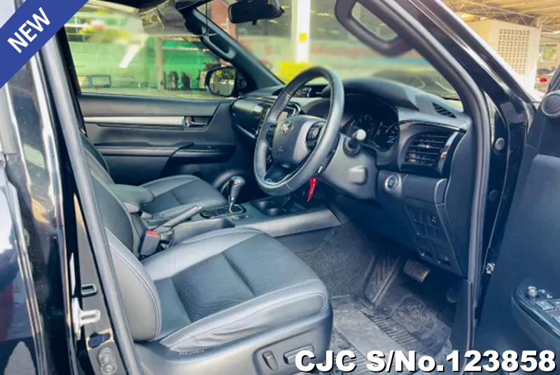 Toyota Hilux in Black for Sale Image 9