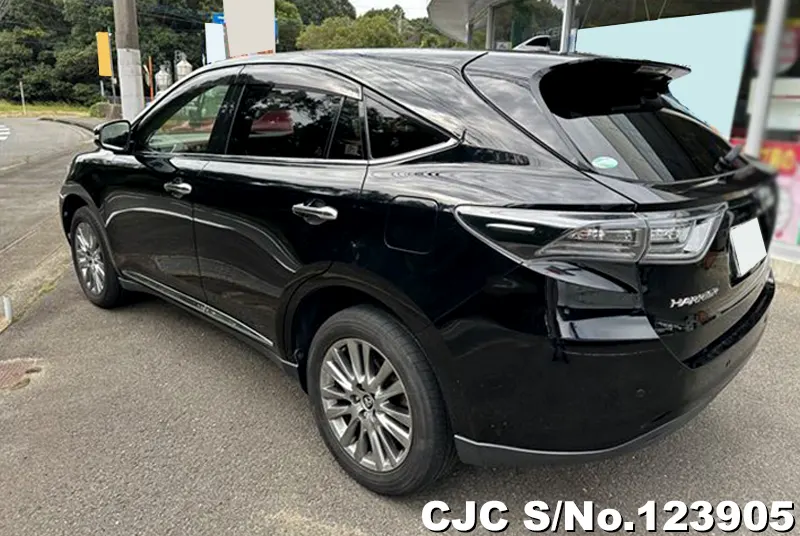 2016 Toyota / Harrier Stock No. 123905