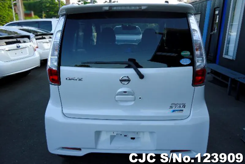 2015 Nissan / Dayz Stock No. 123909