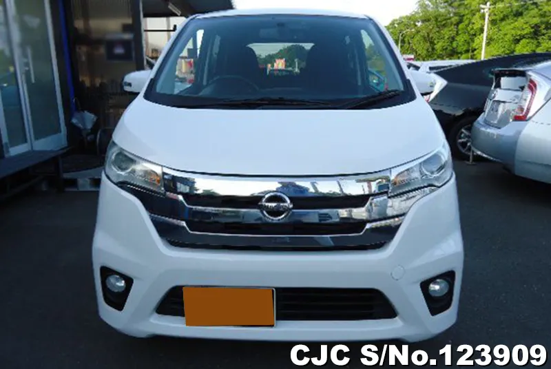 2015 Nissan / Dayz Stock No. 123909