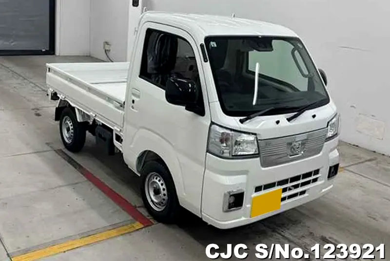 2024 Daihatsu / Hijet Stock No. 123921