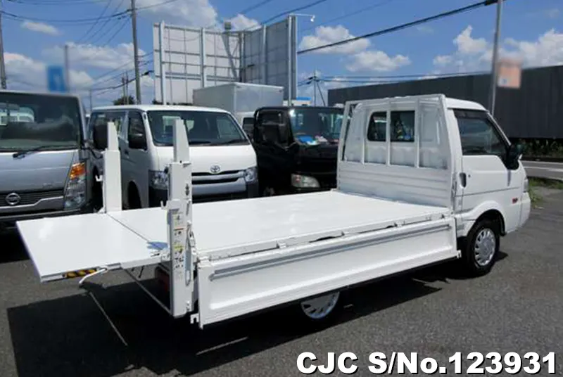 2016 Mazda / Bongo Stock No. 123931