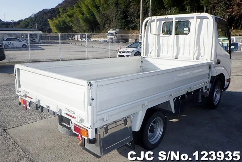 2015 Toyota / Dyna Stock No. 123935