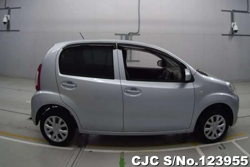 2015 Toyota / Passo Stock No. 123955