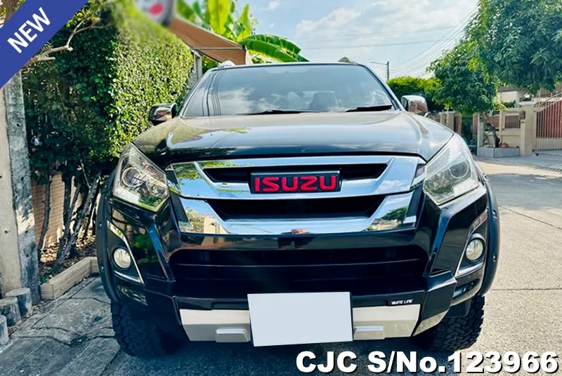 Isuzu D-Max in Black for Sale Image 2