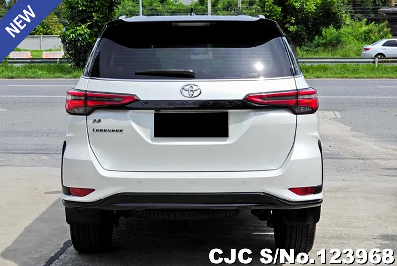 2020 Toyota / Fortuner Stock No. 123968