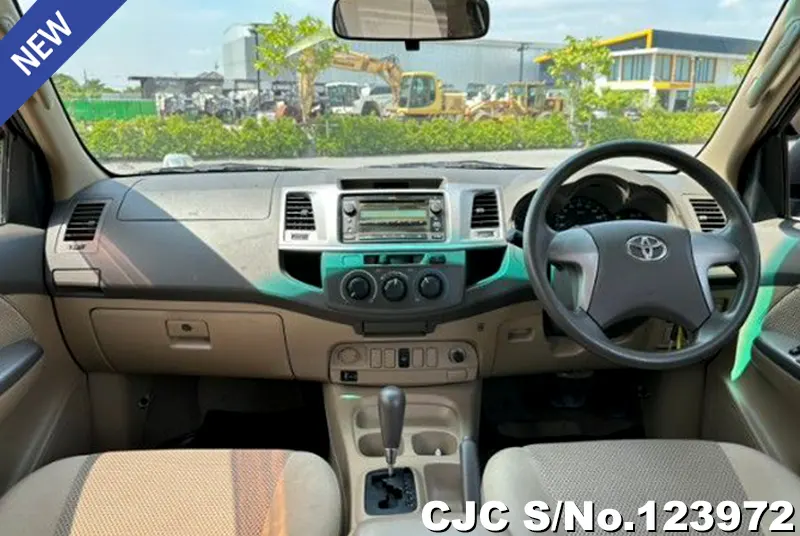 2013 Toyota / Hilux / Vigo Stock No. 123972