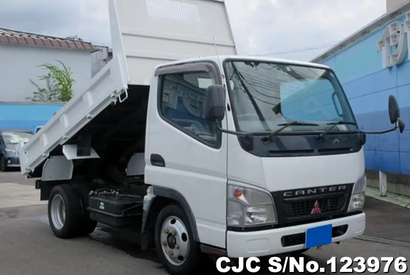 2006 Mitsubishi / Canter Stock No. 123976