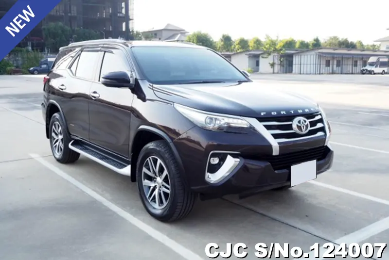 2018 Toyota / Fortuner Stock No. 124007