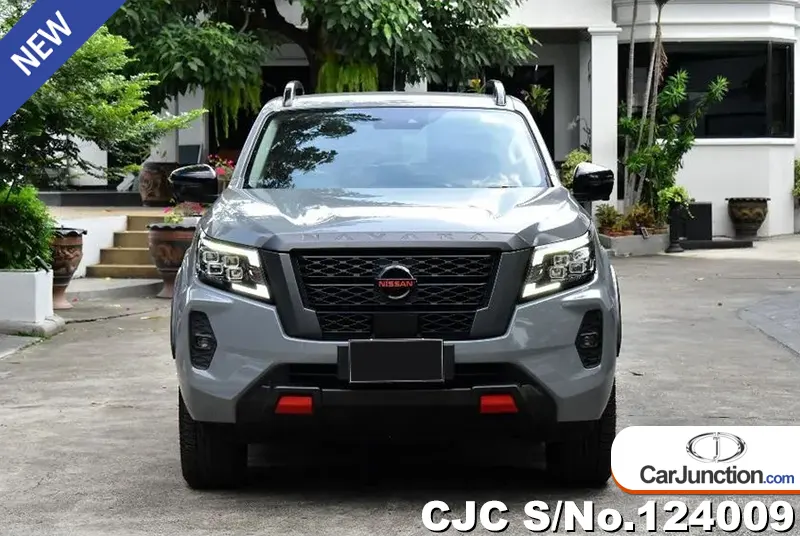 Nissan Navara in Stealth Grey for Sale Image 2