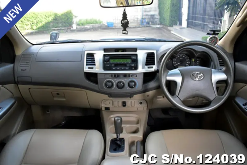 2012 Toyota / Hilux / Vigo Stock No. 124039