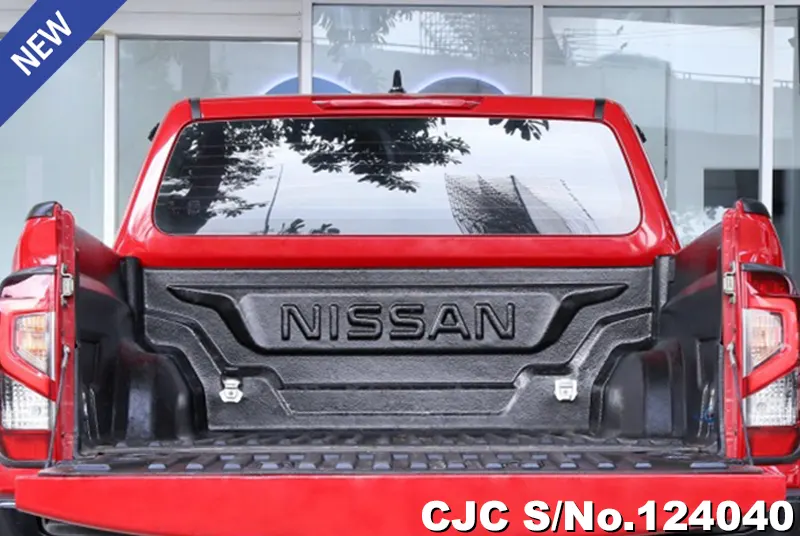 Nissan Navara in Red for Sale Image 4