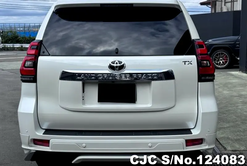 2023 Toyota / Land Cruiser Prado Stock No. 124083