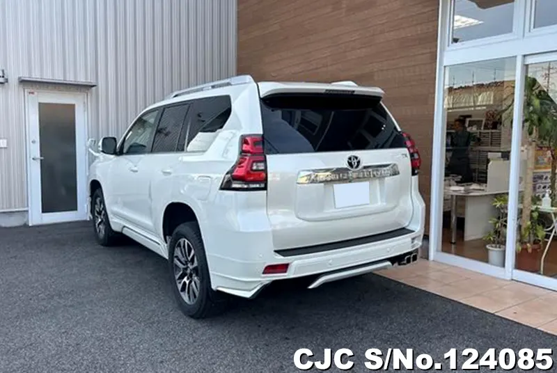 2023 Toyota / Land Cruiser Prado Stock No. 124085