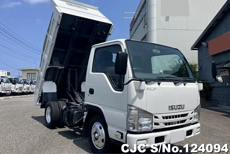 2017 Isuzu / Elf Stock No. 124094